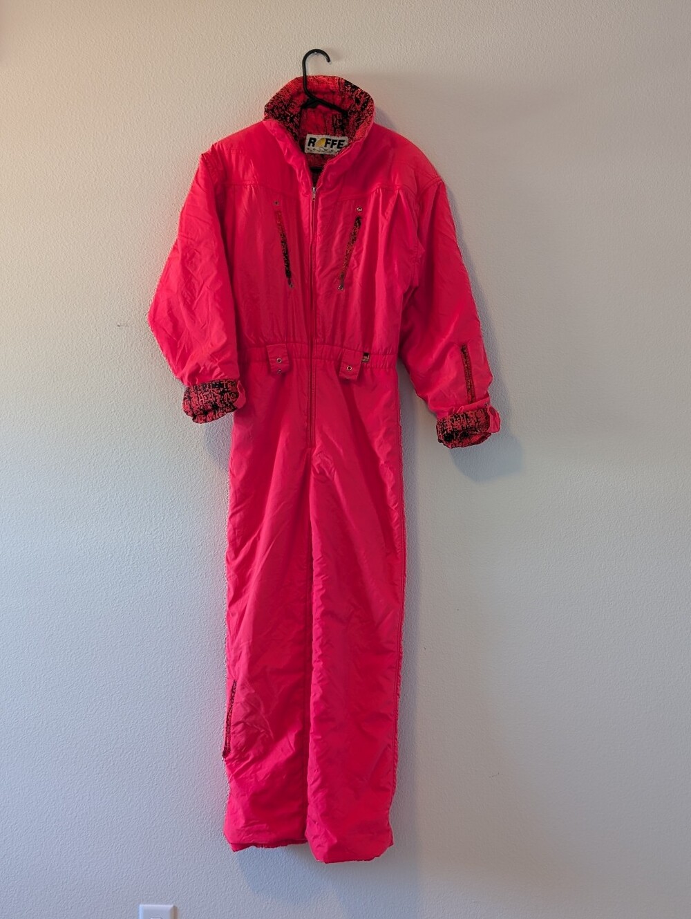 Vintage 90's Women's Pink Roffe Snowsuit SZ 8-Regular